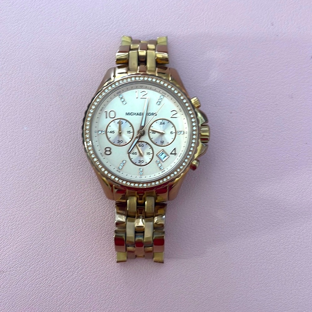 Michael Kors rose gold watch